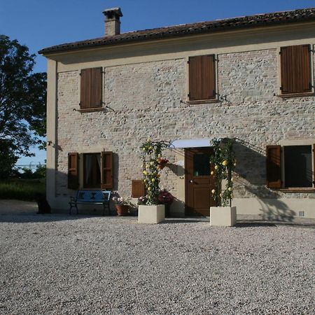 B&B La Fenice Montegridolfo Buitenkant foto