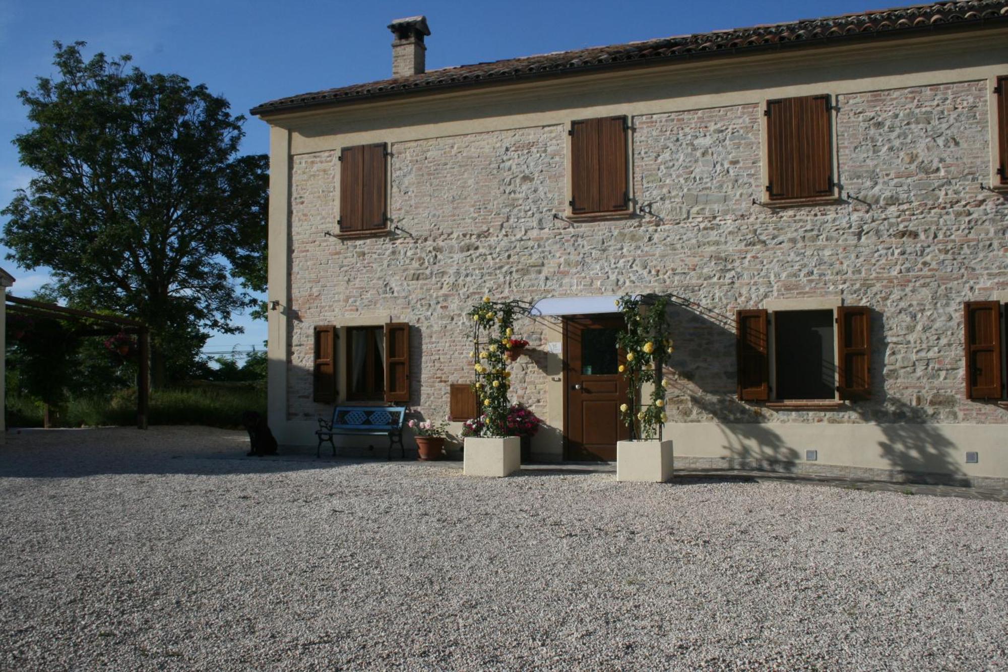 B&B La Fenice Montegridolfo Buitenkant foto