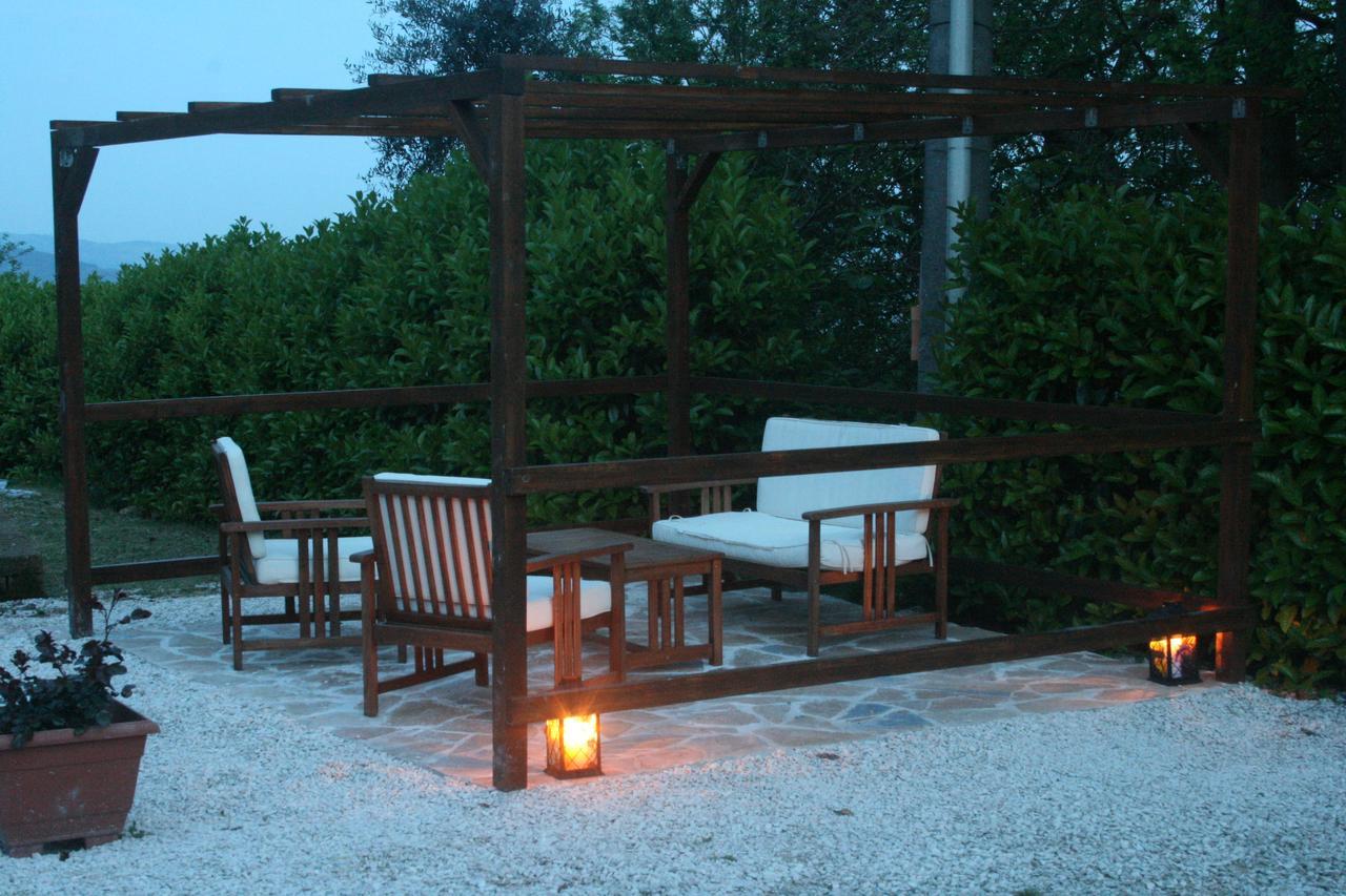 B&B La Fenice Montegridolfo Buitenkant foto